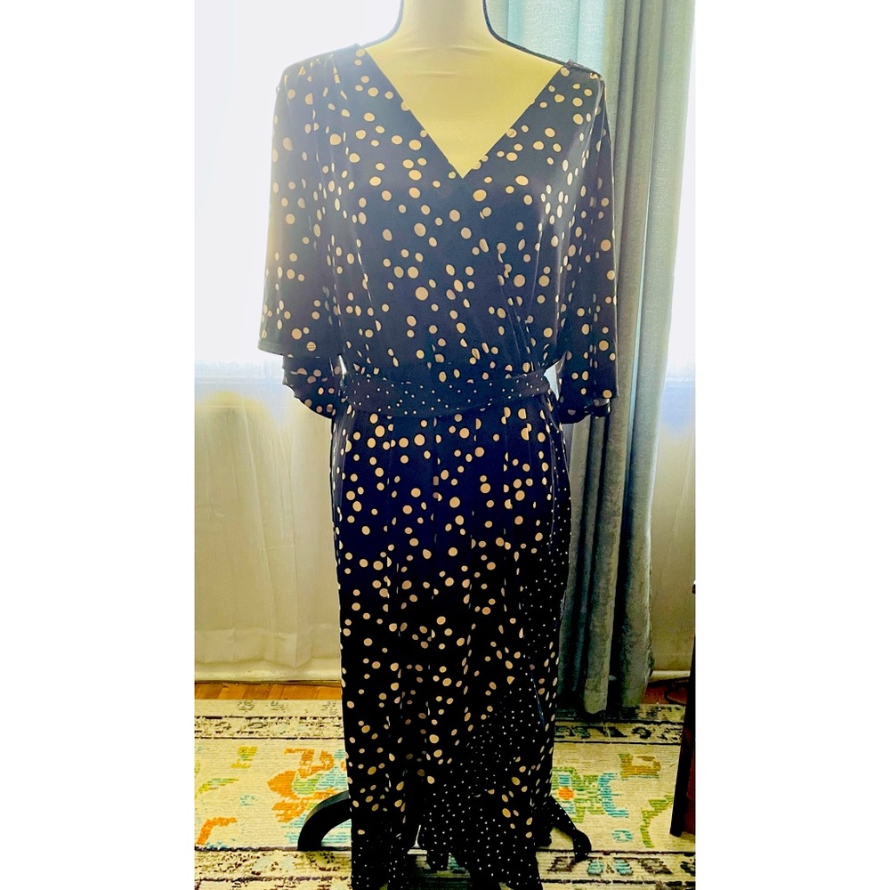 NWT, Wrap Dress, Black w Very light pink polka dots, size 18/20